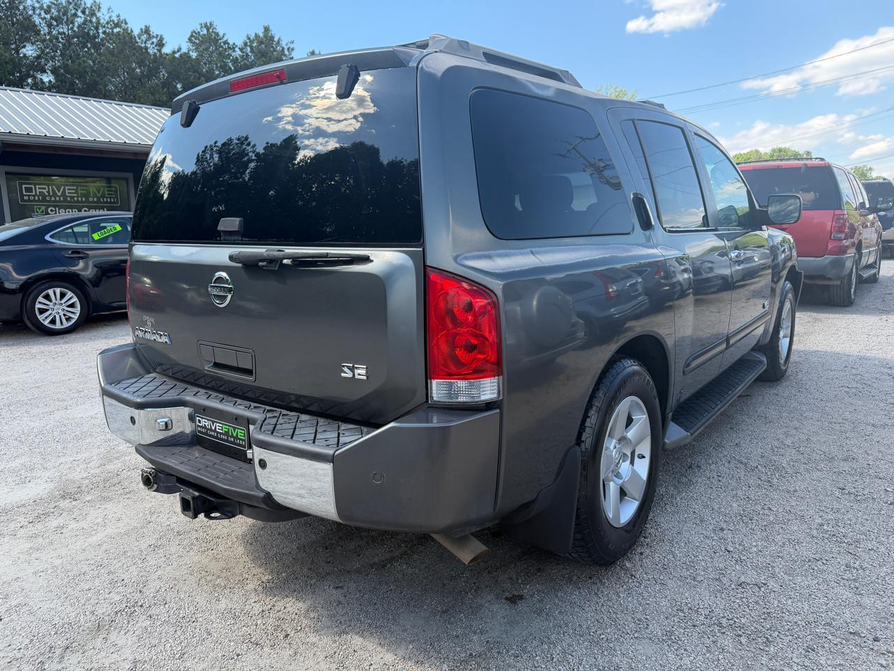 Nissan Armada SE 2WD 2005