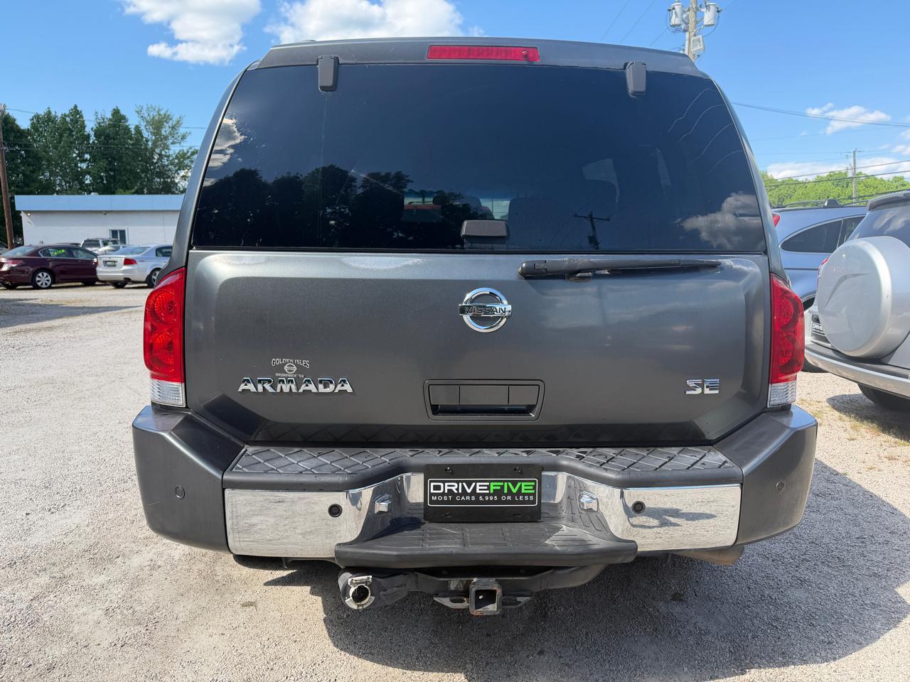 Nissan Armada SE 2WD 2005