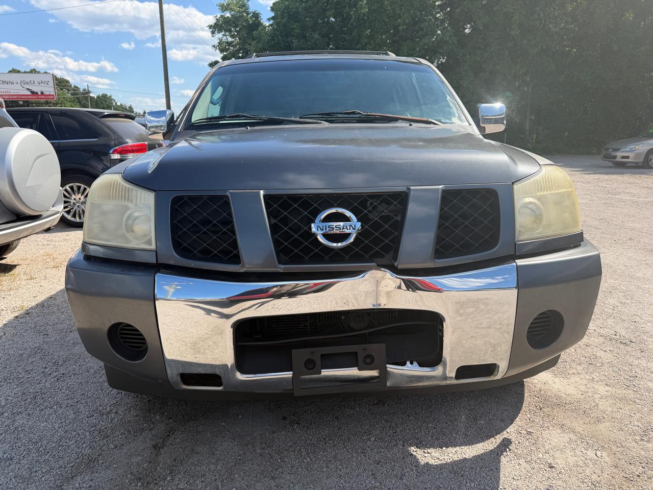 Nissan Armada SE 2WD 2005