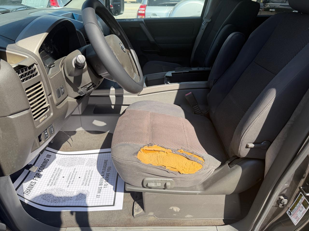 Nissan Armada SE 2WD 2005