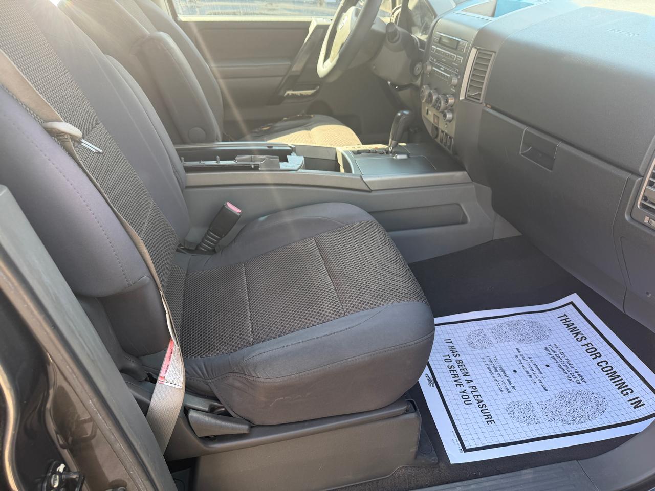 Nissan Armada SE 2WD 2005