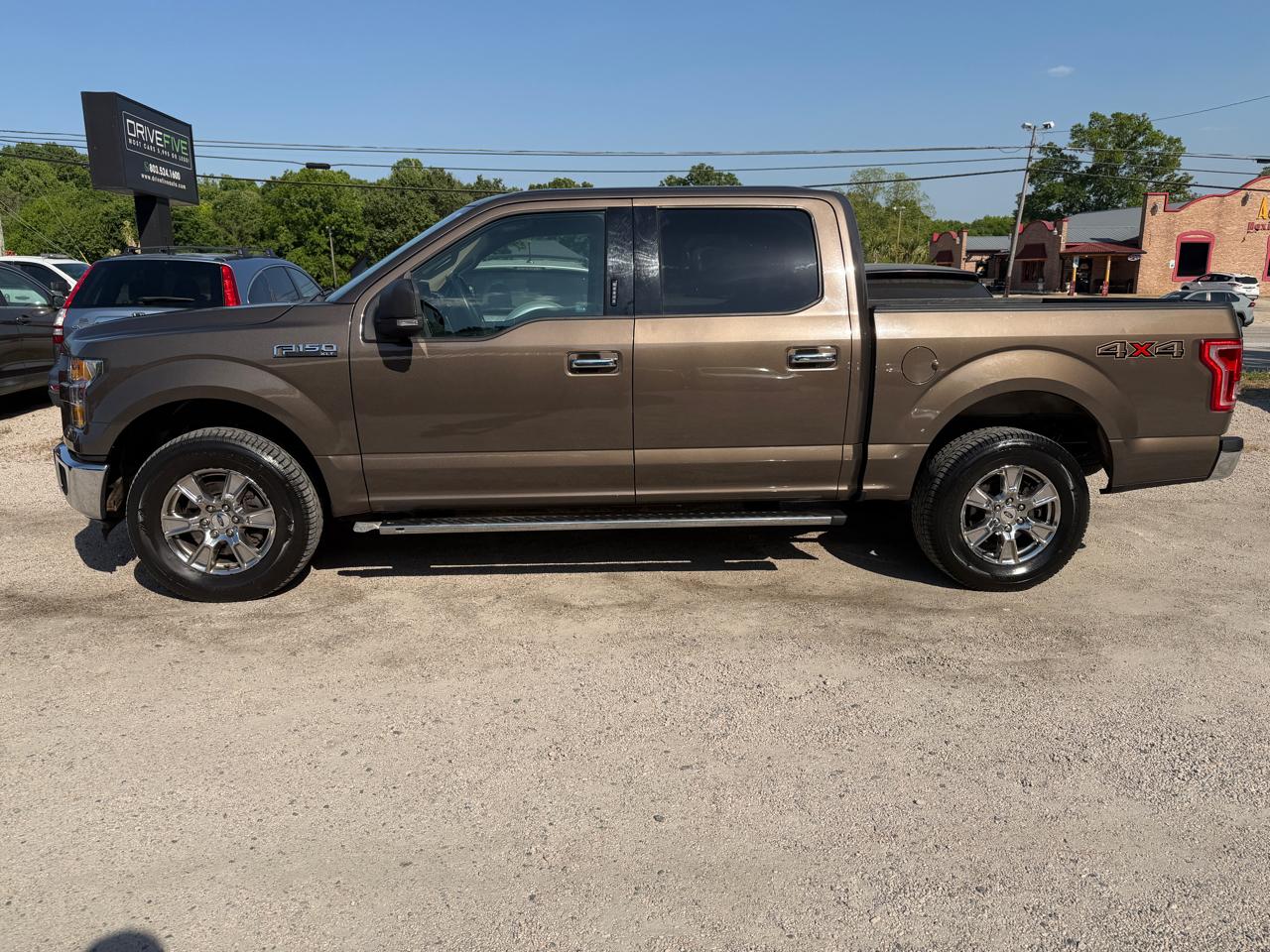 Ford F-150 Supercab 145" XLT 4WD 2015