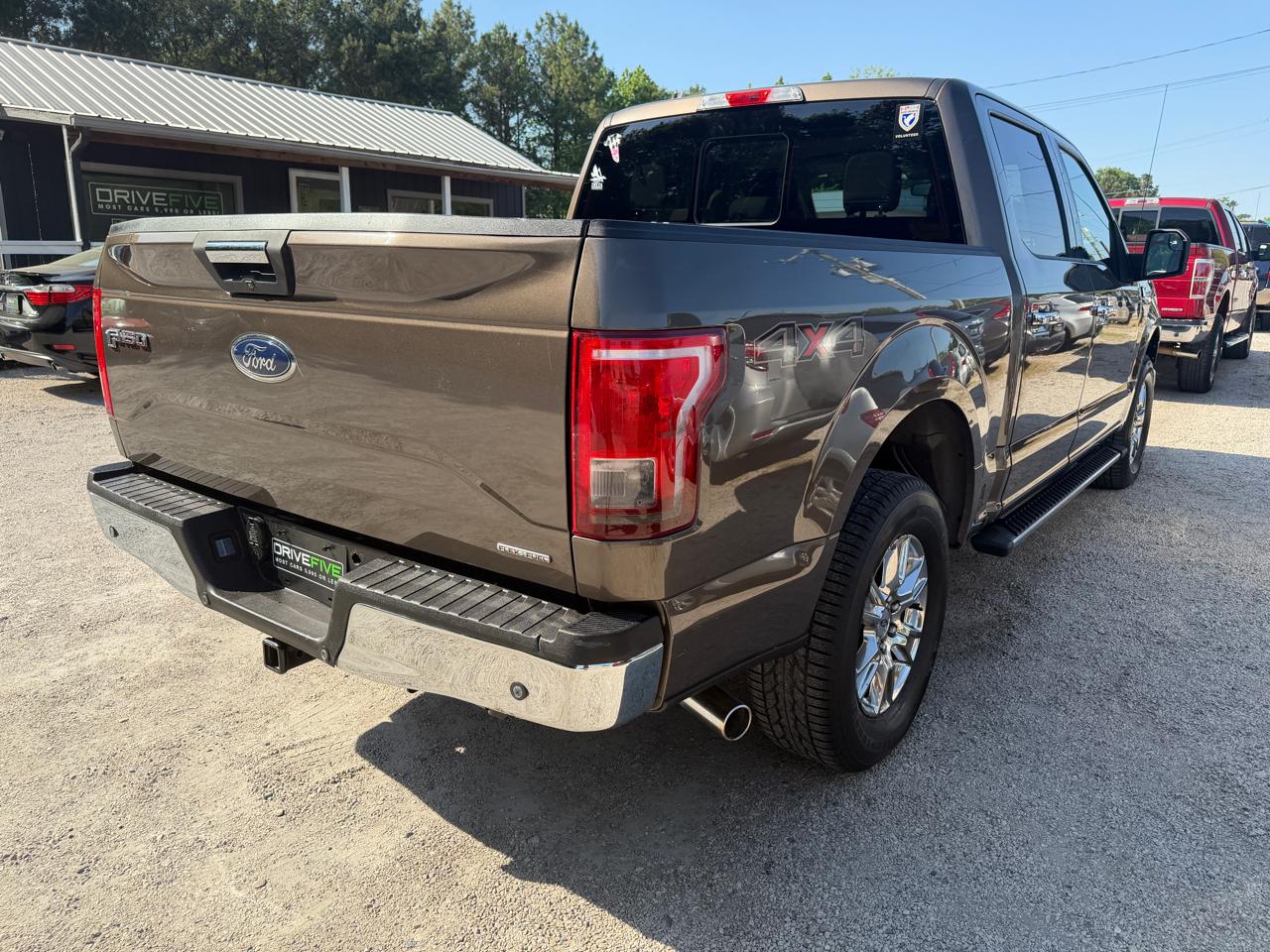 Ford F-150 Supercab 145" XLT 4WD 2015