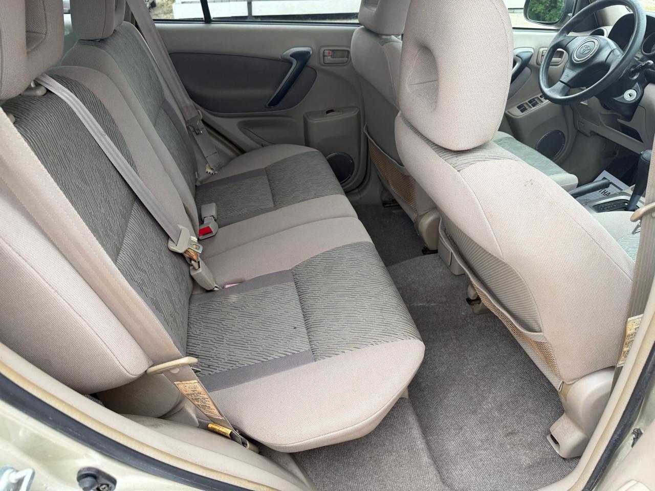 Toyota RAV4 2WD 2002