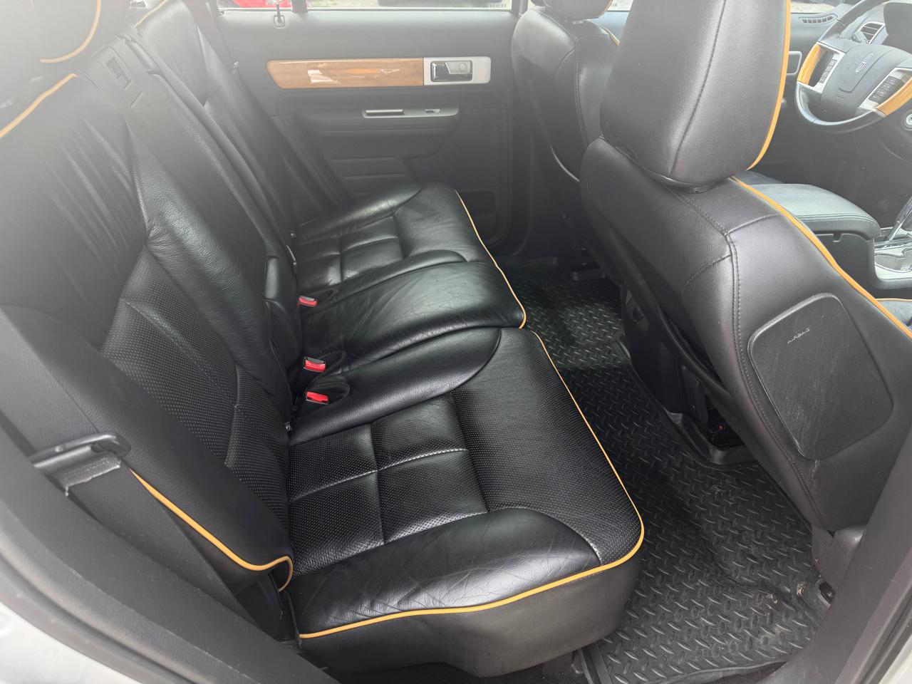 Lincoln MKX FWD 2010