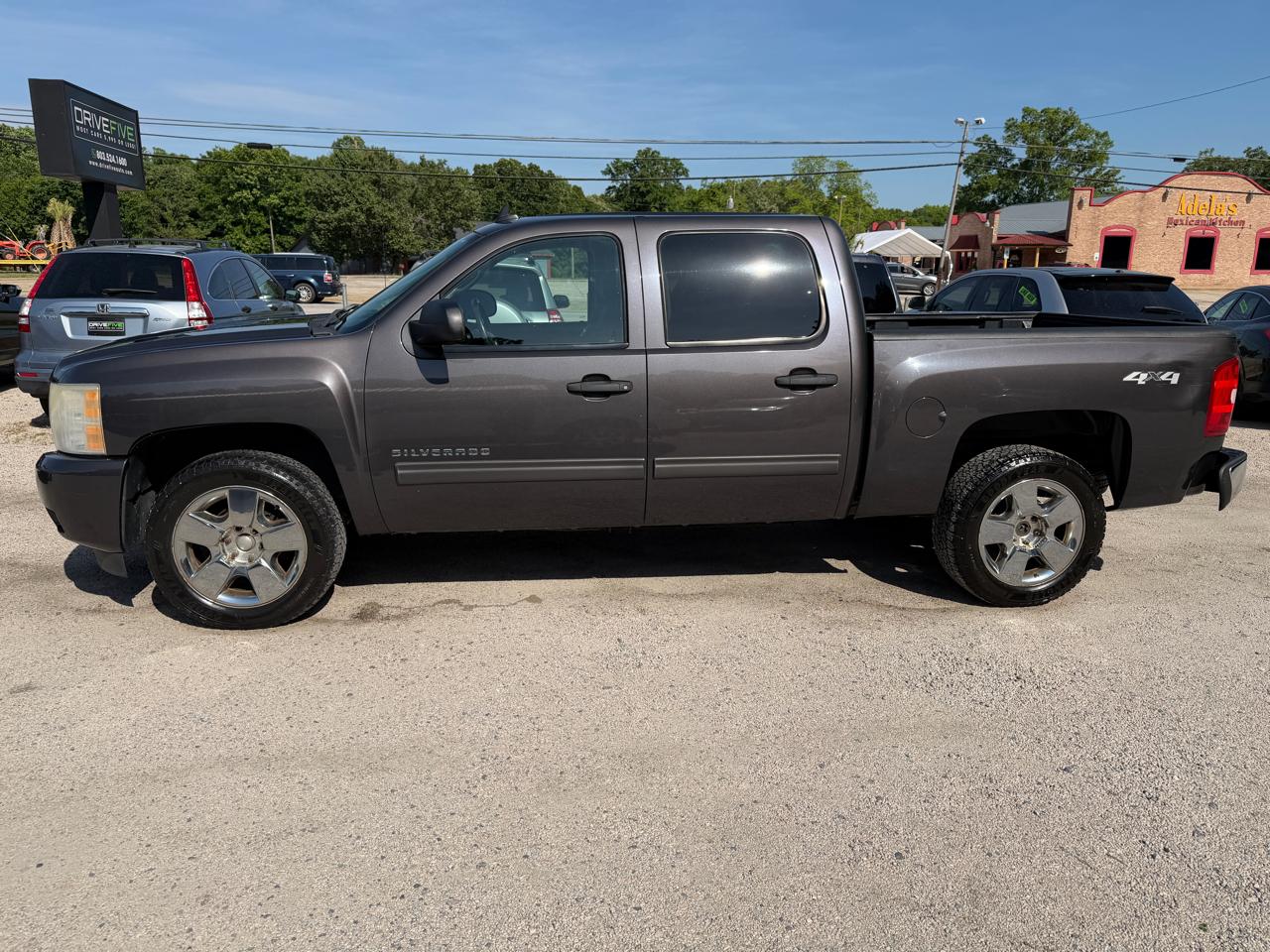 Chevrolet Silverado 1500 1LT Crew Cab 4WD 2011