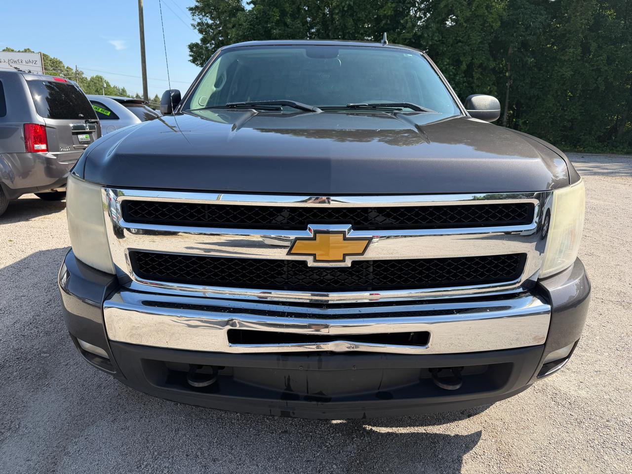 Chevrolet Silverado 1500 1LT Crew Cab 4WD 2011