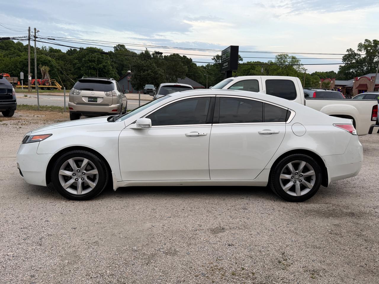 Acura TL 6-Speed AT with Tech Package and 18-In. WP 2014