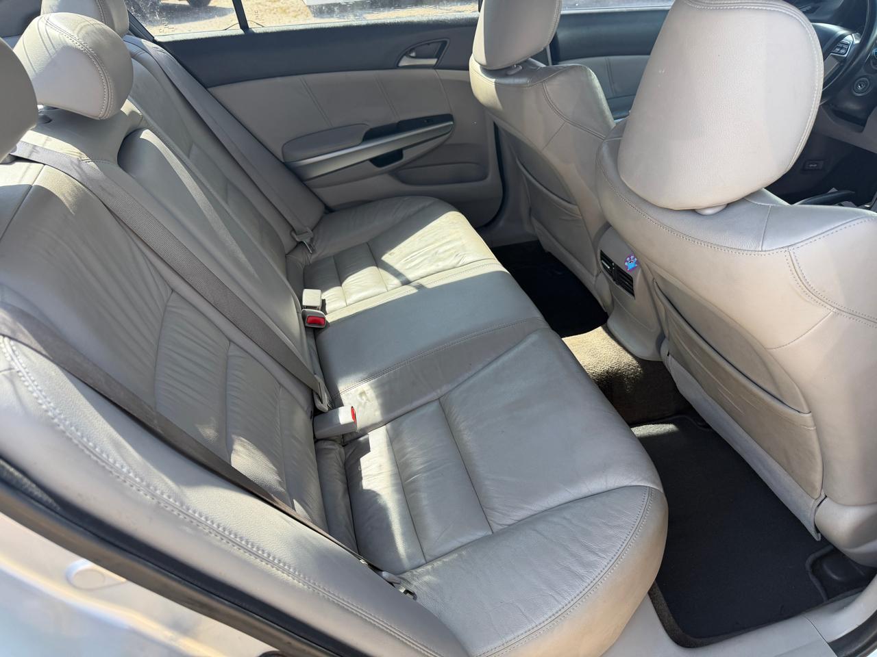 Honda Accord EX-L Sedan AT 2010