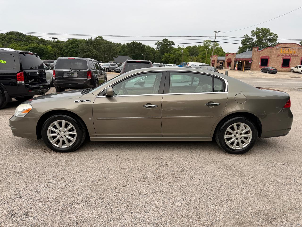 Buick Lucerne CXL 2010