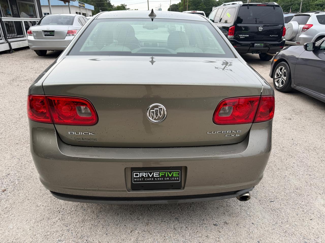 Buick Lucerne CXL 2010