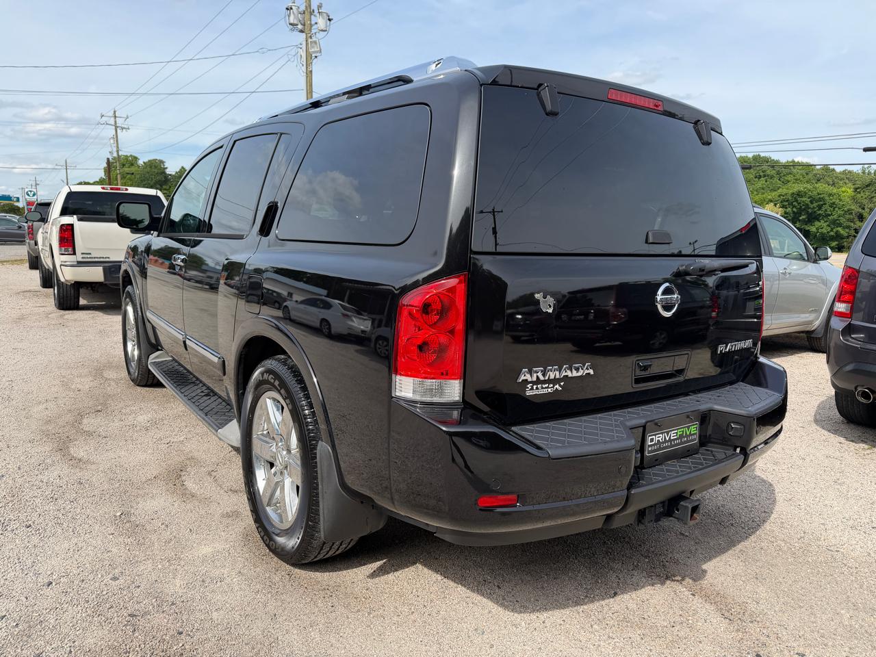 Nissan Armada SE 4WD 2010