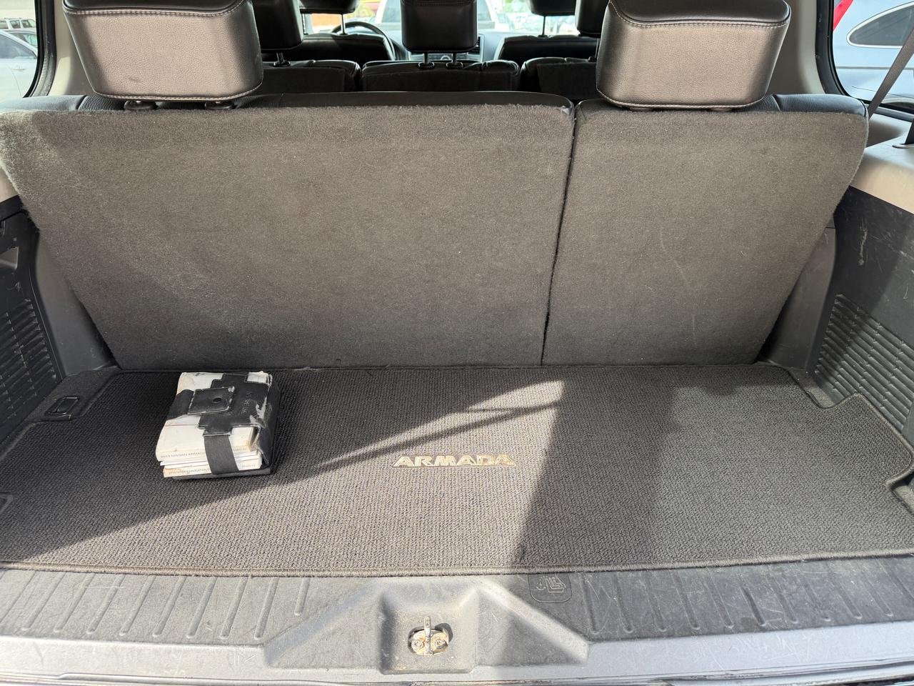 Nissan Armada SE 4WD 2010