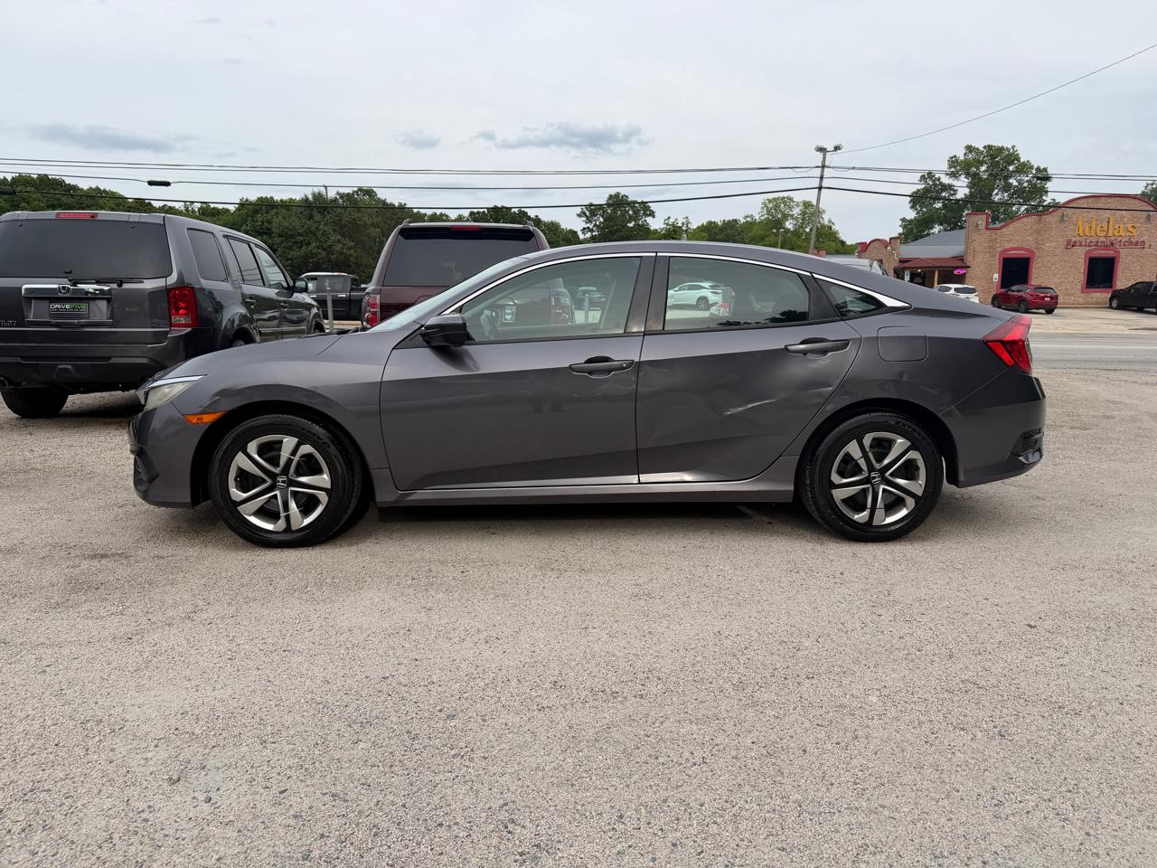 Honda Civic 4dr Sdn LX Auto 2016