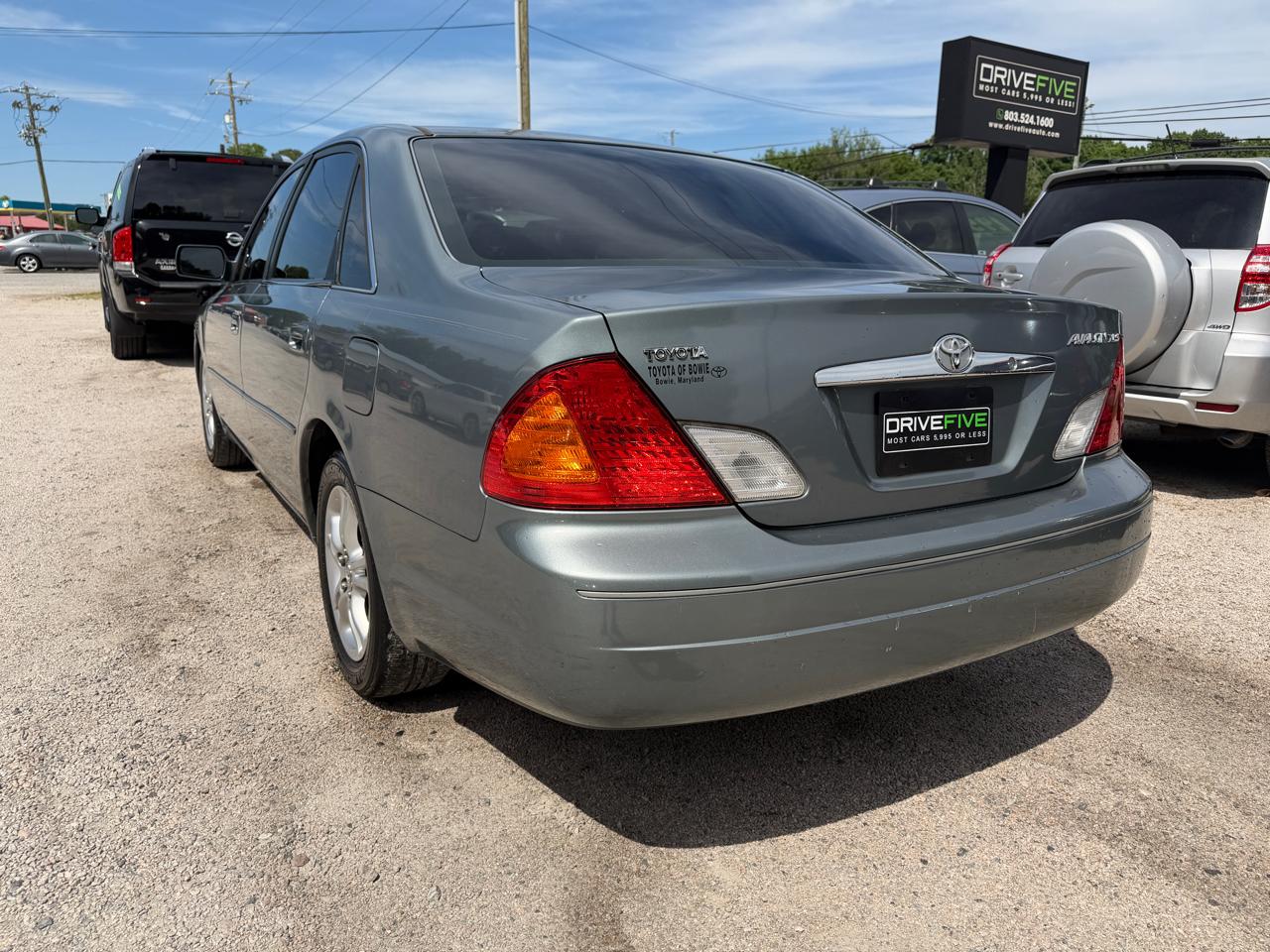 Toyota Avalon XL 2002