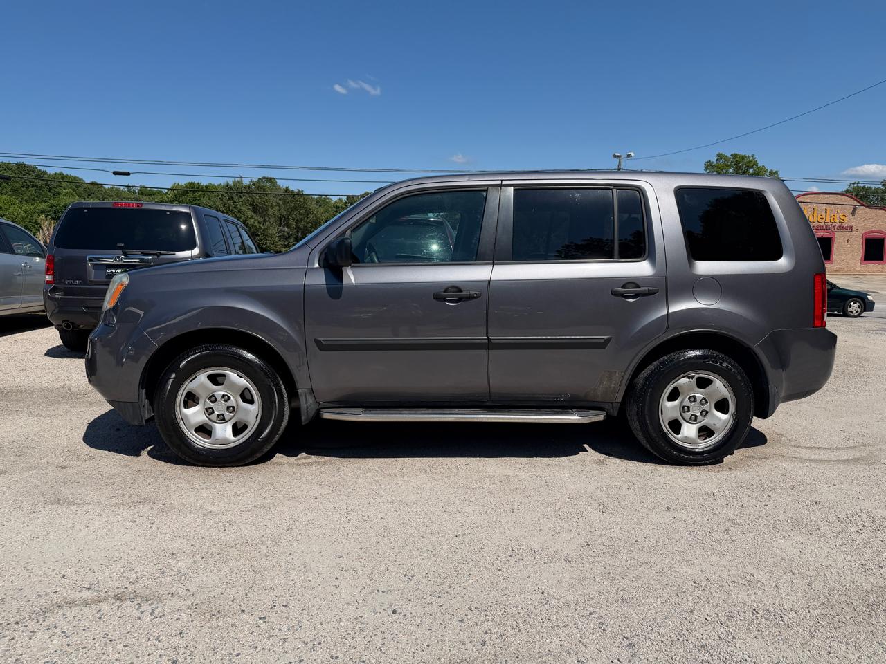 Honda Pilot LX 2WD 5-Spd AT 2014