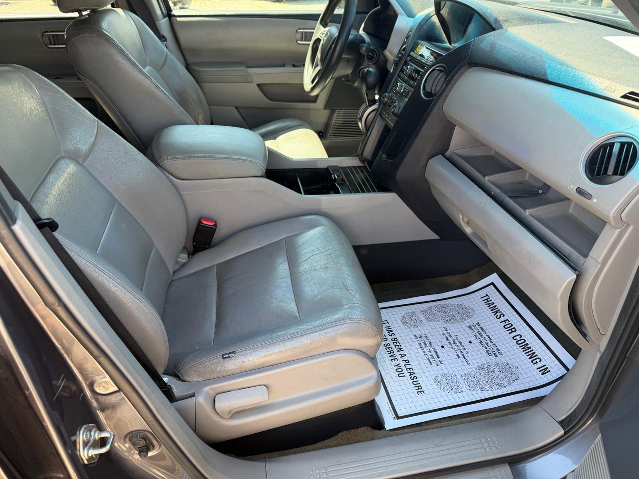 Honda Pilot LX 2WD 5-Spd AT 2014
