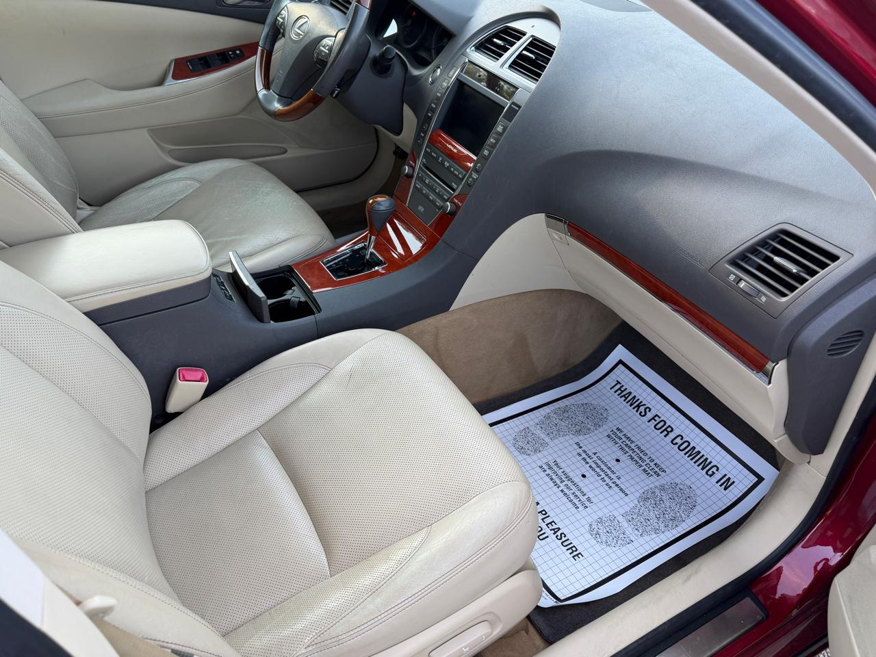 Lexus ES 350 Sedan 2010
