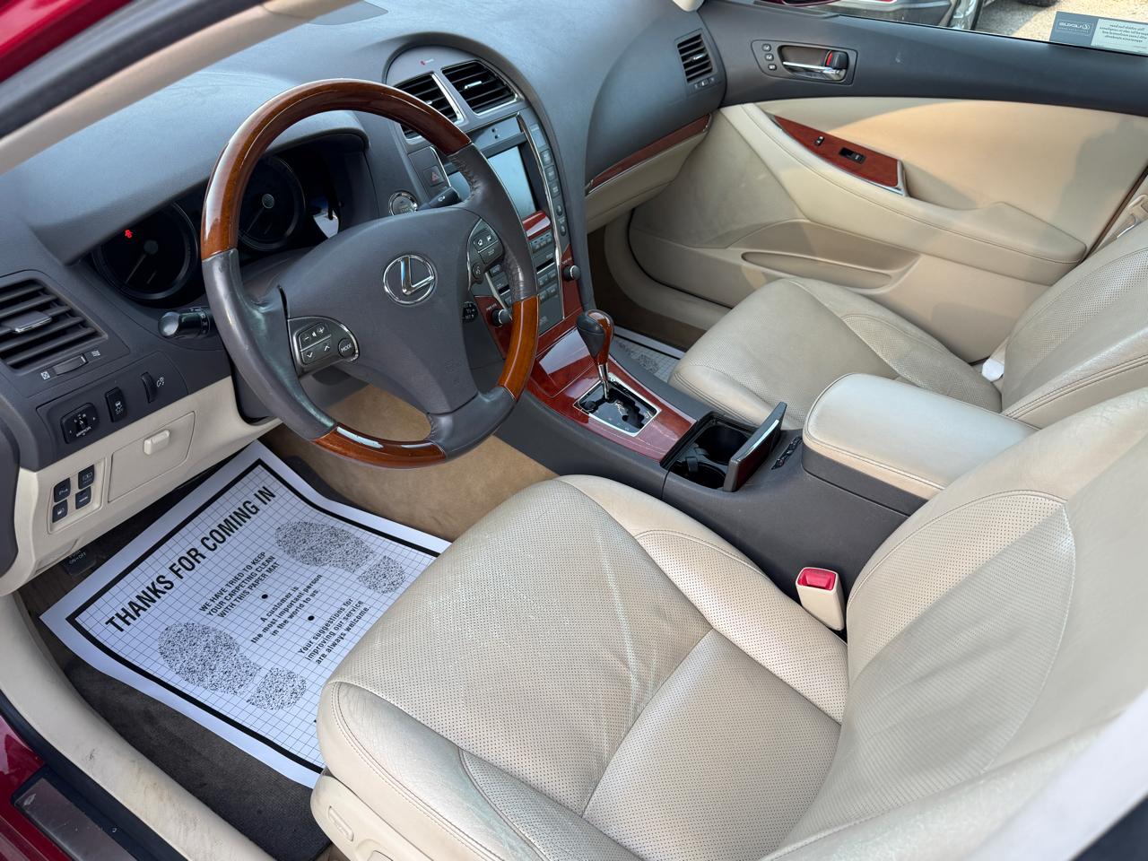 Lexus ES 350 Sedan 2010