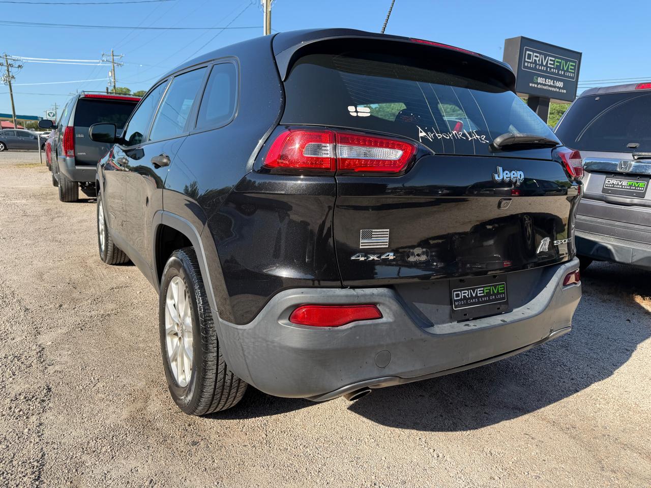 Jeep Cherokee Sport 4WD 2015