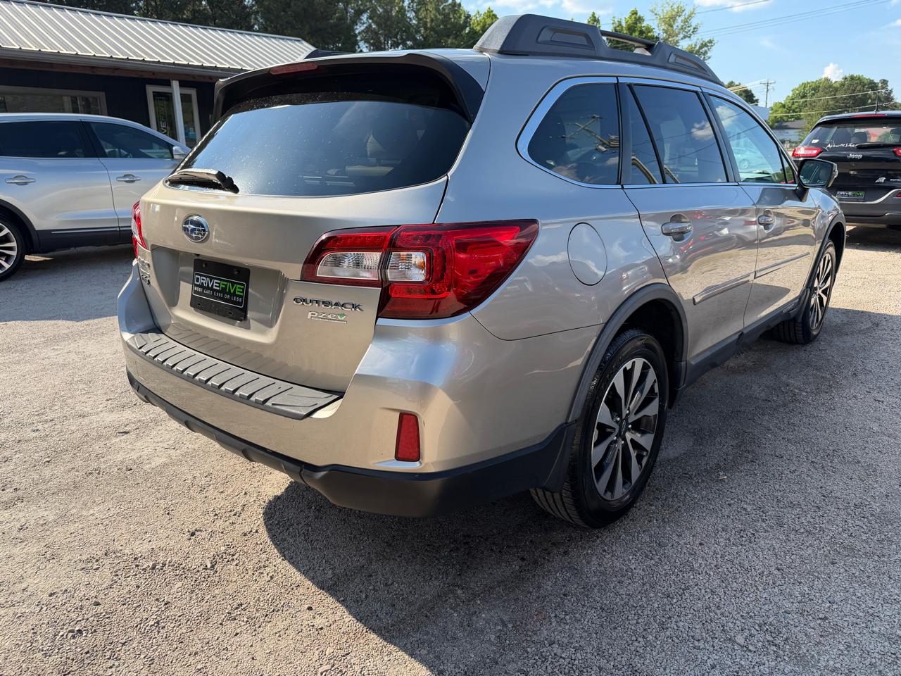 Subaru Outback 2.5i Limited 2015