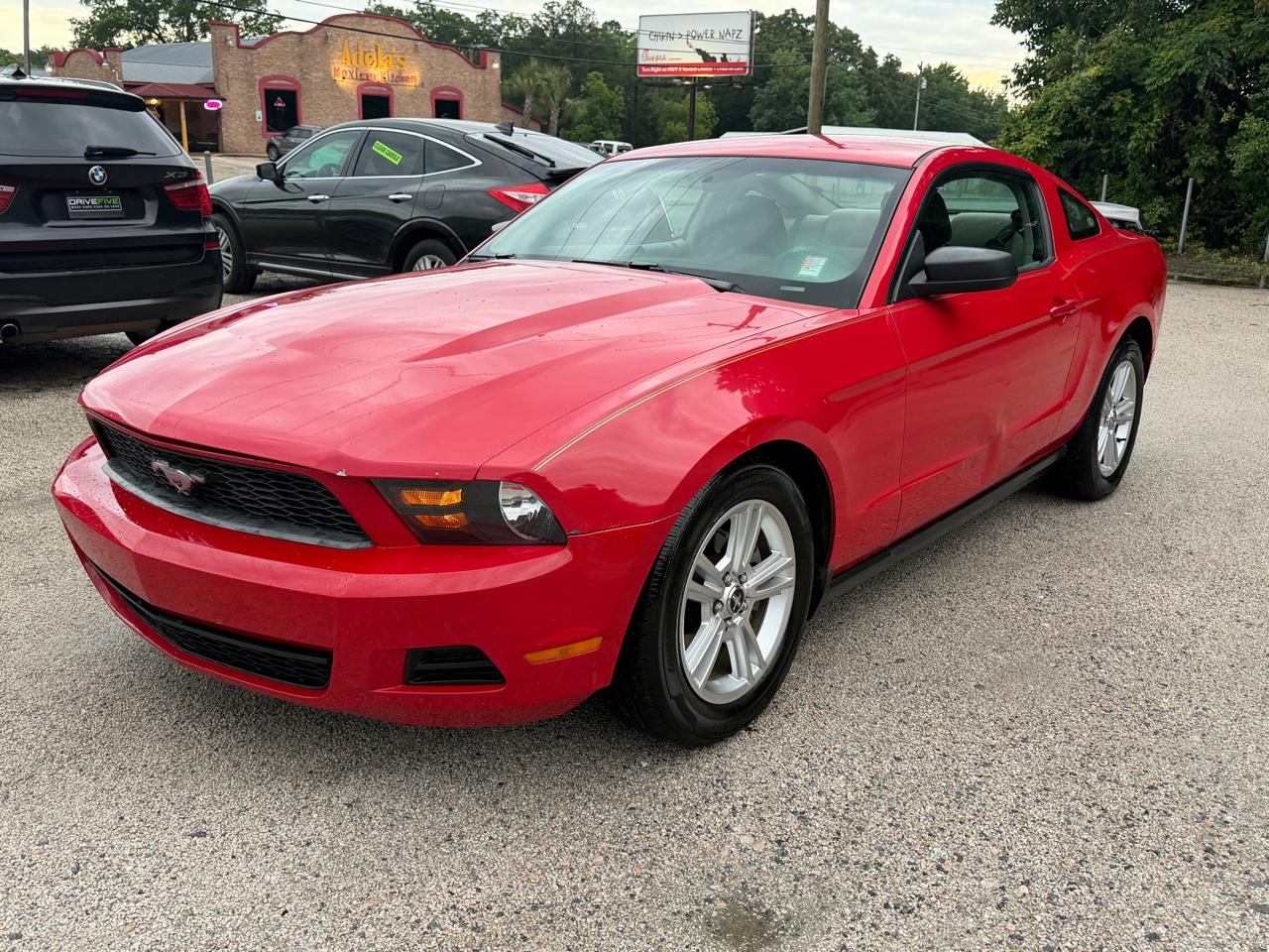 2010 Ford Mustang V6 Coupe