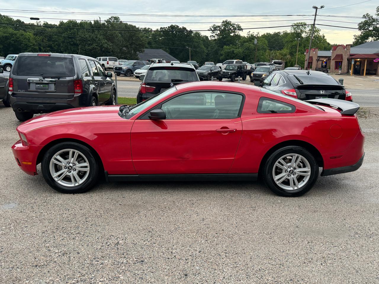 Ford Mustang V6 Coupe 2010