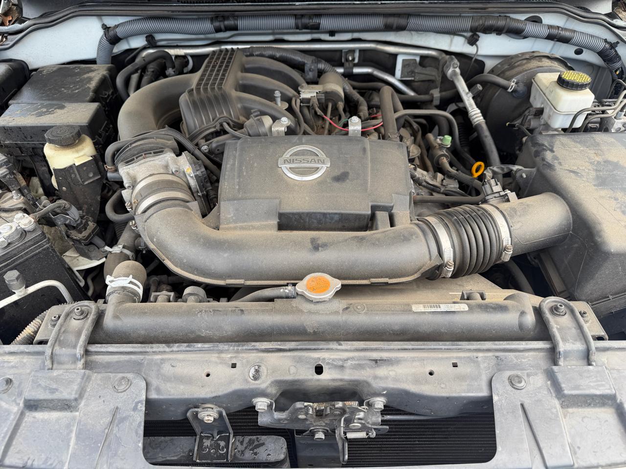 Nissan Frontier LE King Cab 4WD 2010