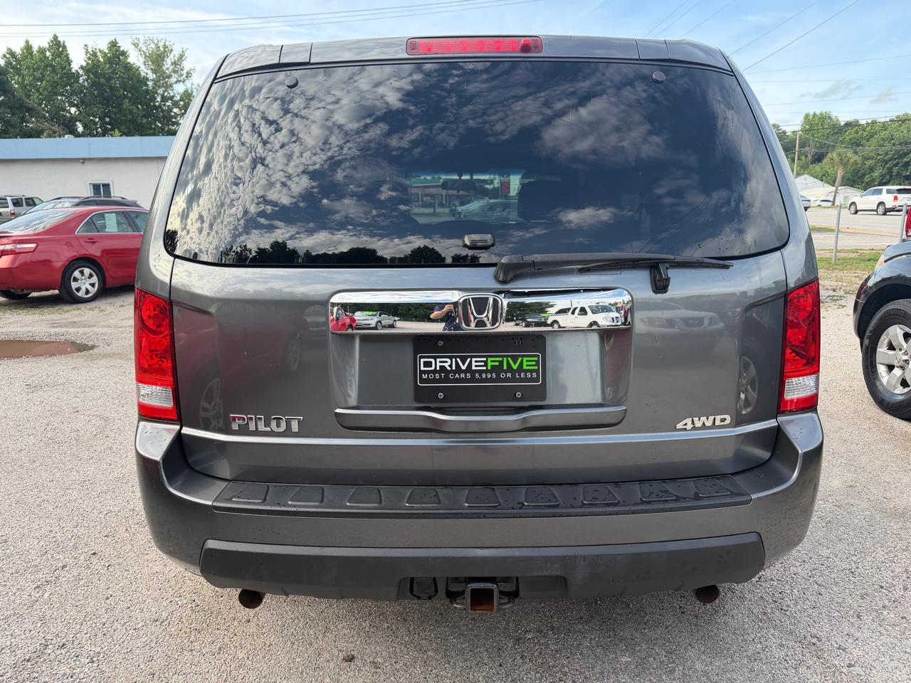 Honda Pilot LX 4WD 5-Spd AT 2011