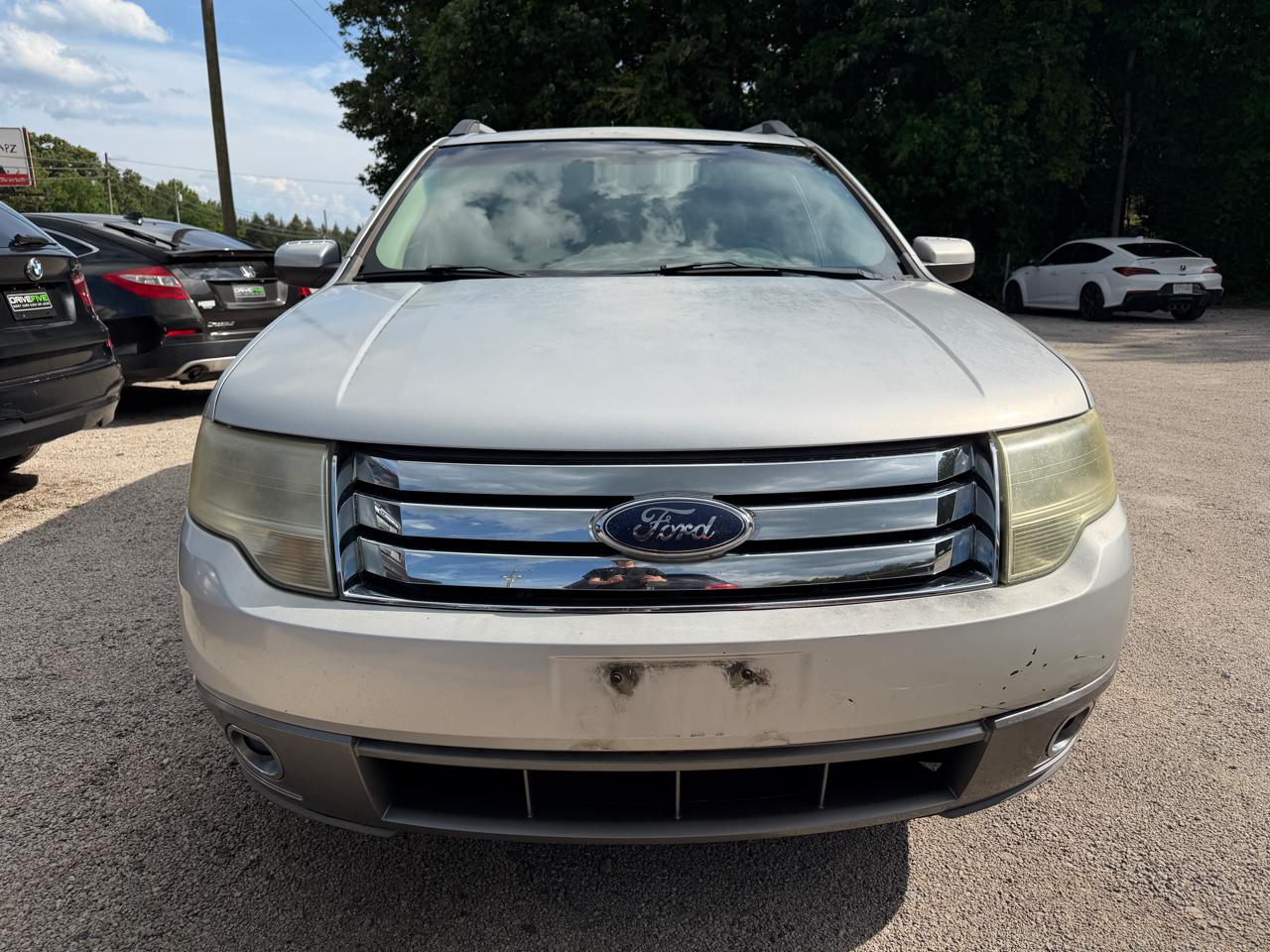 Ford Taurus X SEL FWD 2009
