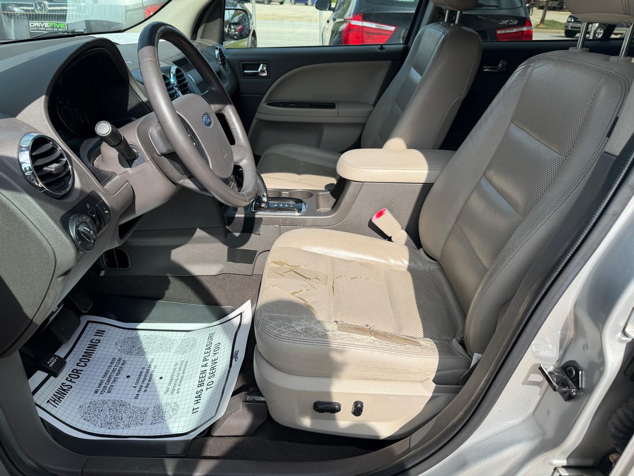 Ford Taurus X SEL FWD 2009