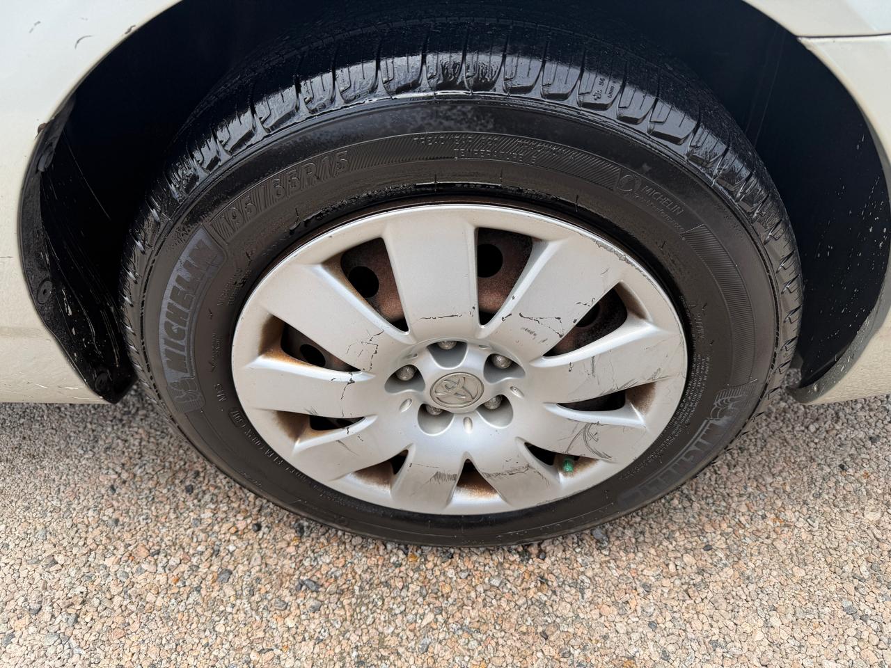 Toyota Corolla CE 2003