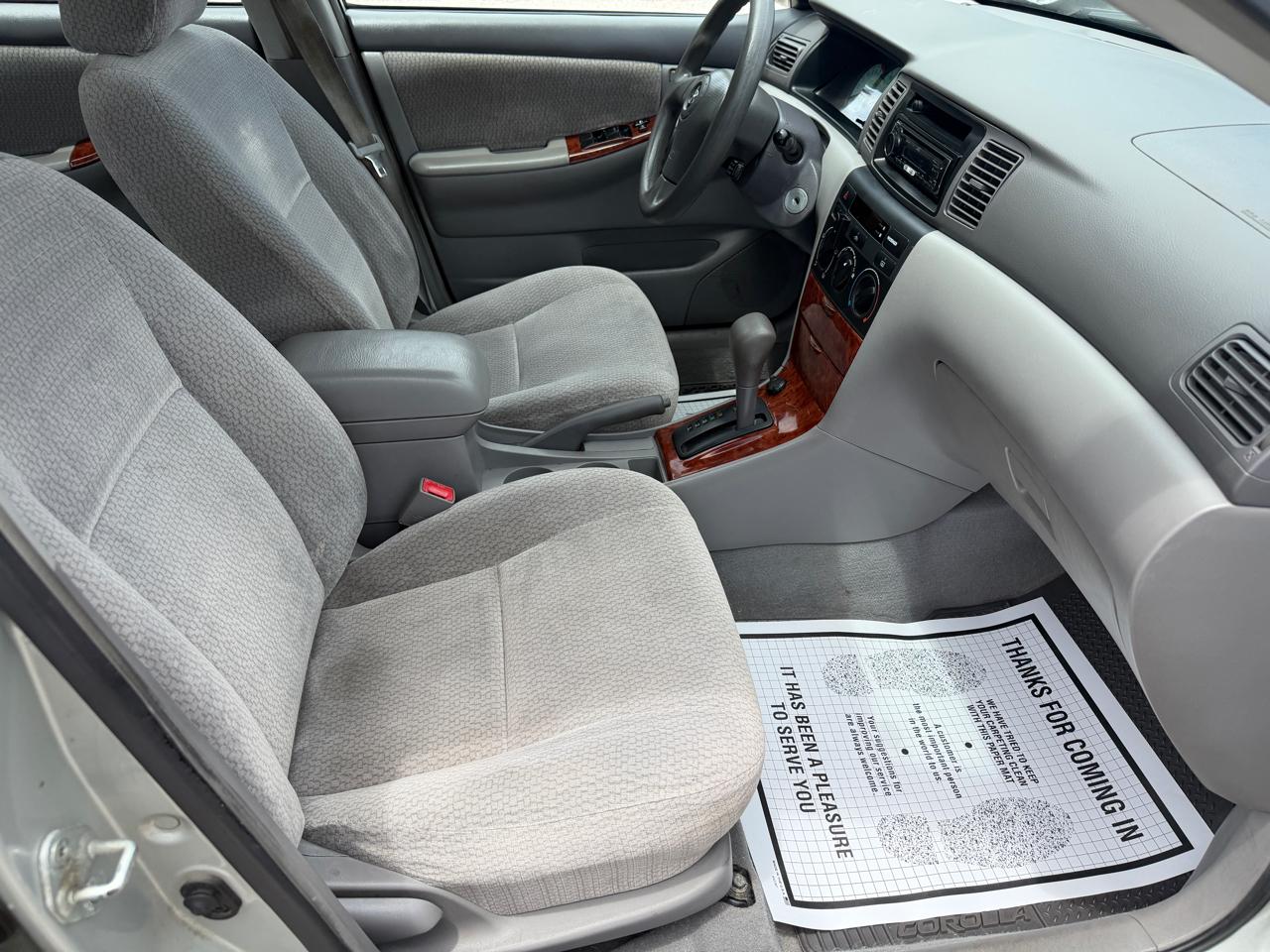 Toyota Corolla CE 2003