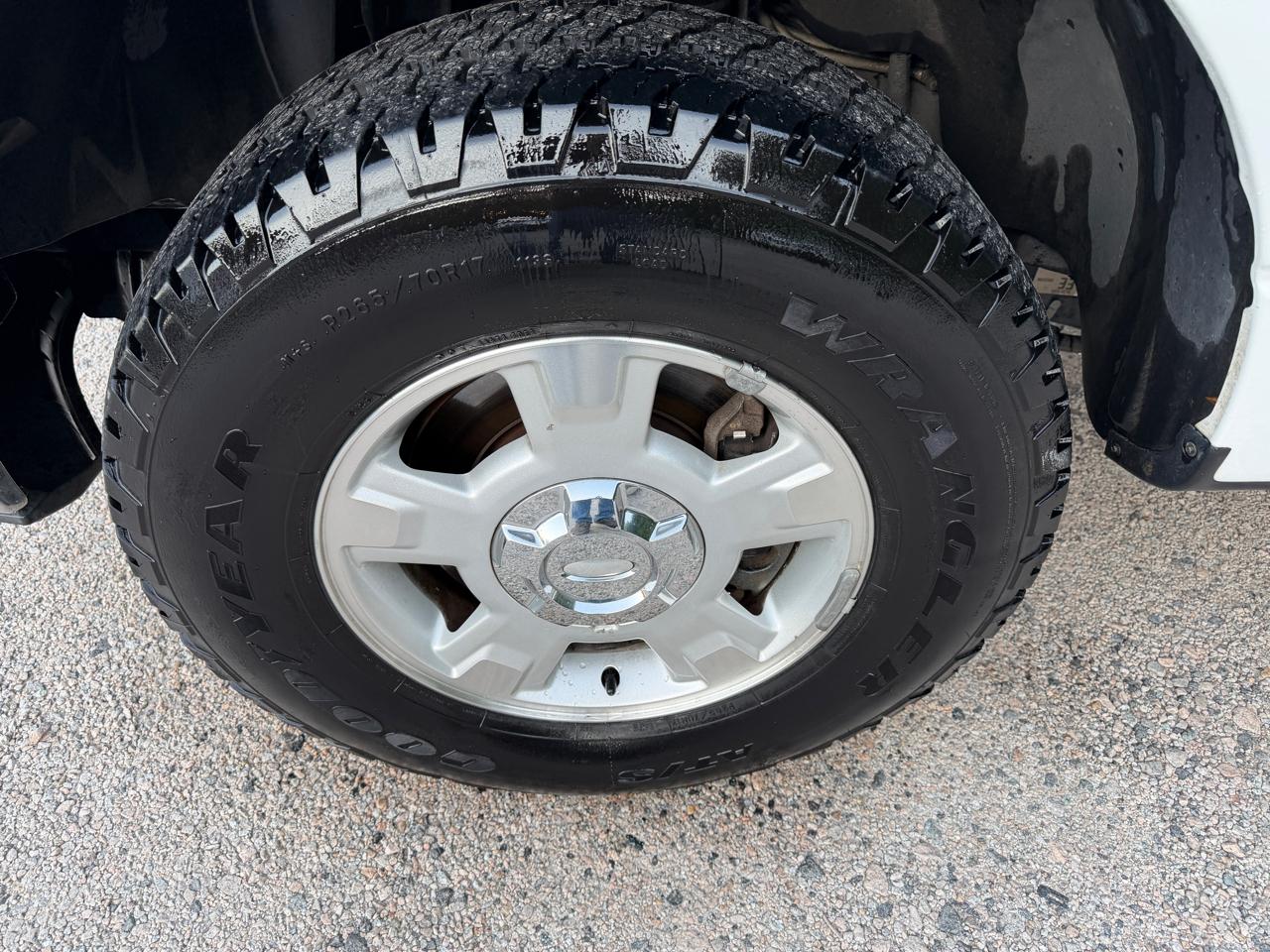 Ford F-150 2WD Reg Cab 145" XLT 2011