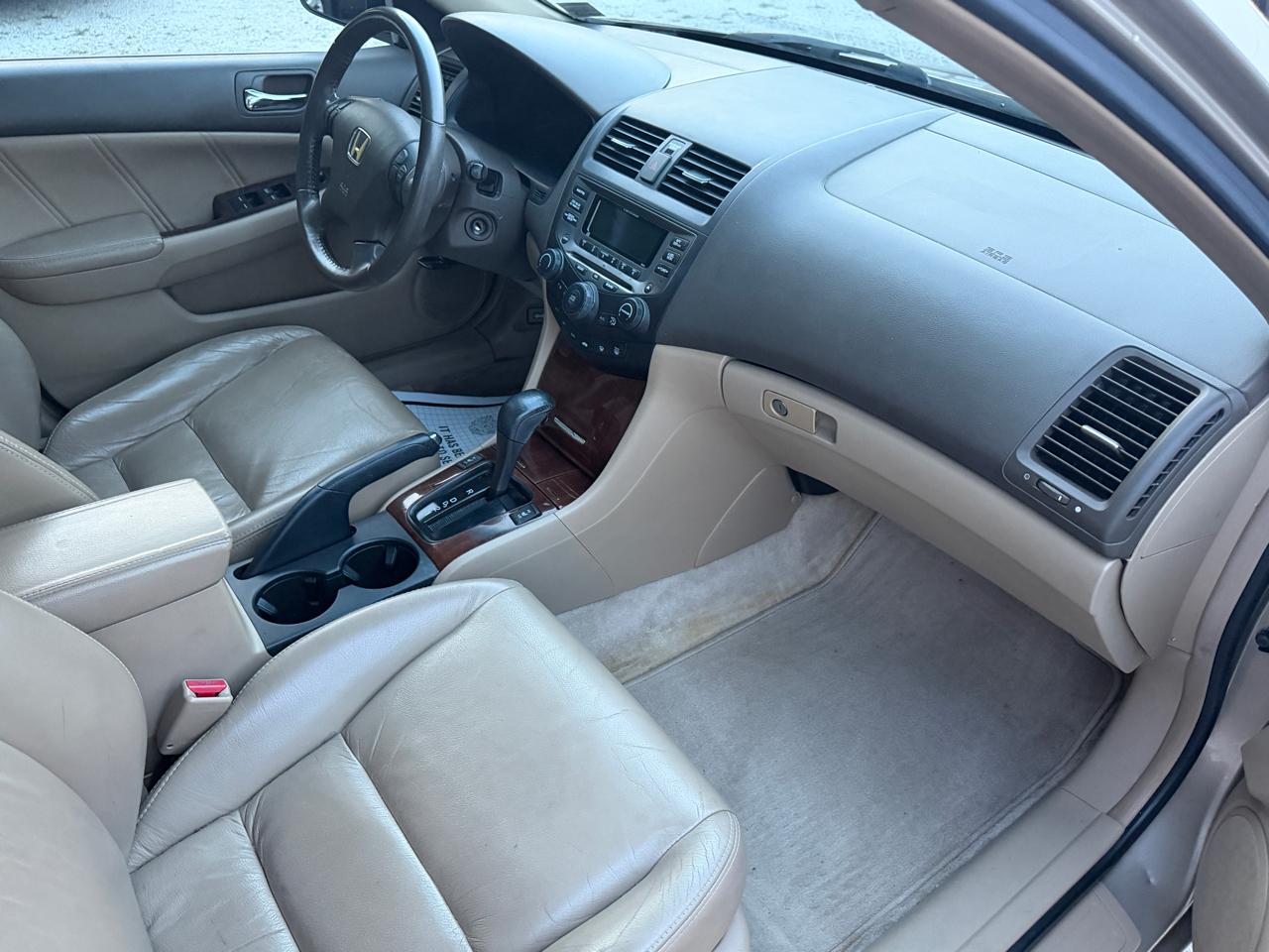 Honda Accord EX Sedan AT w/ Leather and XM Radio 2006