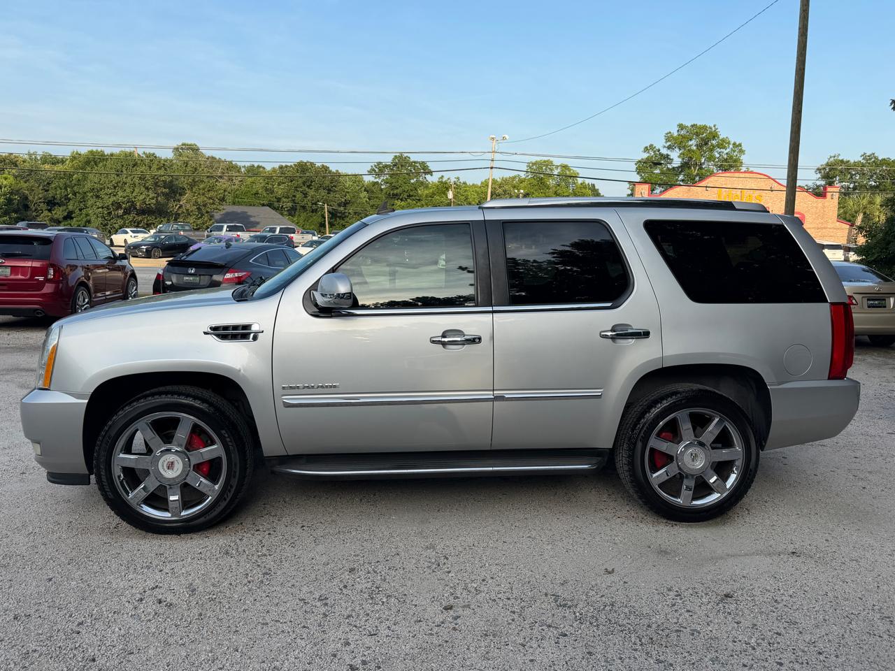 Cadillac Escalade AWD Luxury 2010