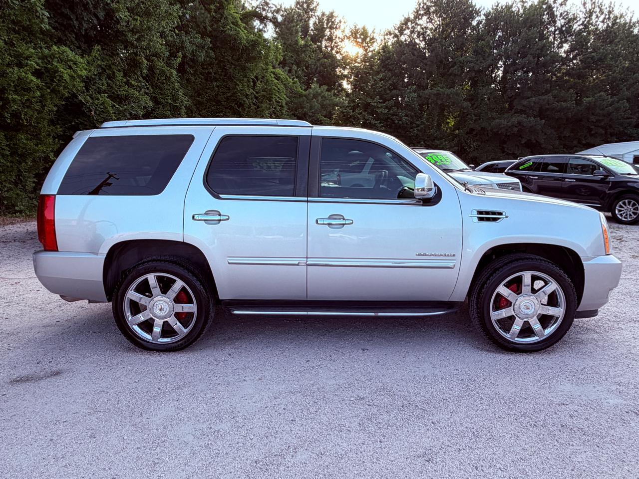 Cadillac Escalade AWD Luxury 2010