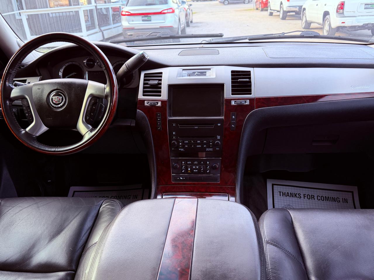 Cadillac Escalade AWD Luxury 2010