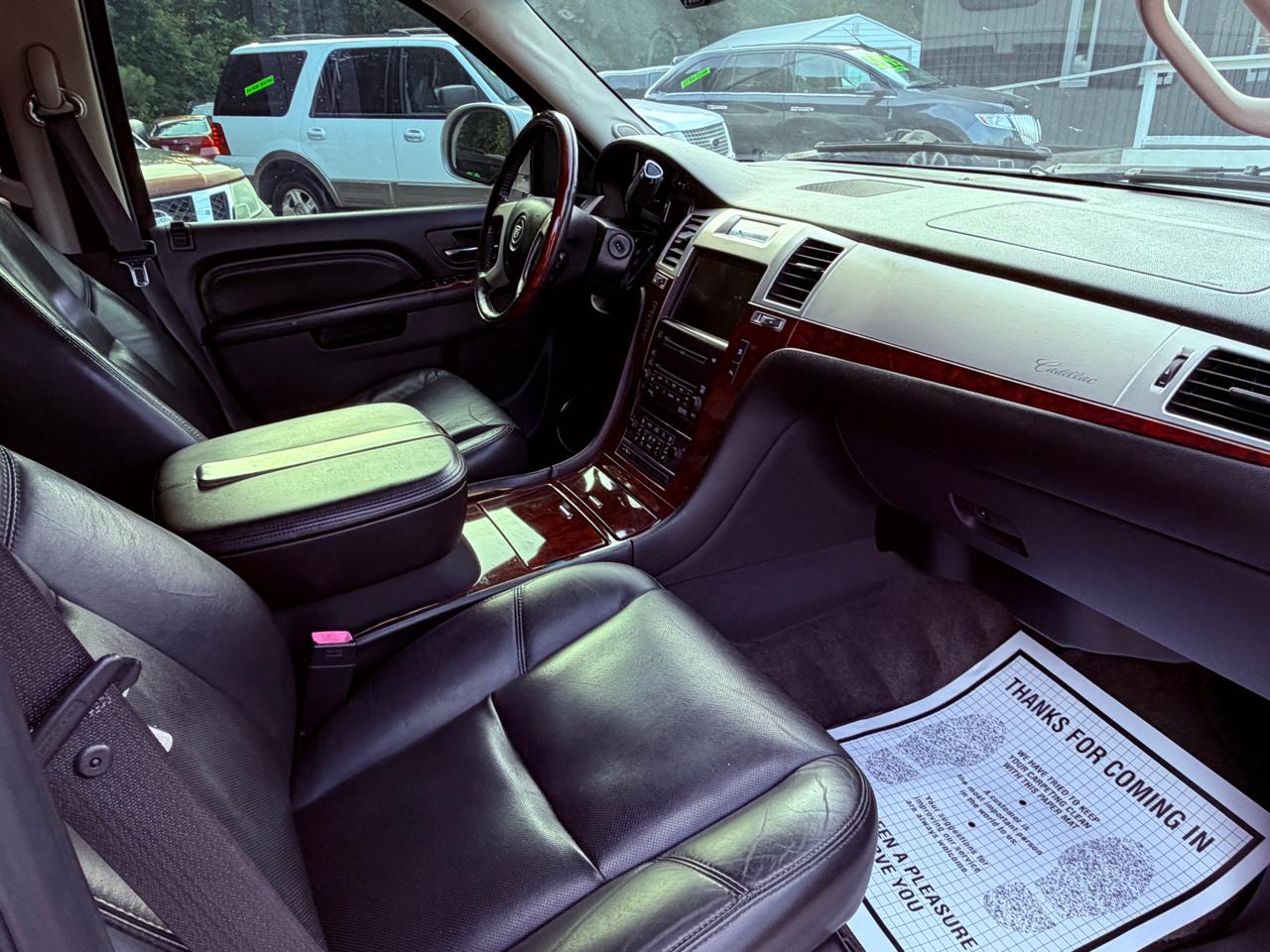 Cadillac Escalade AWD Luxury 2010