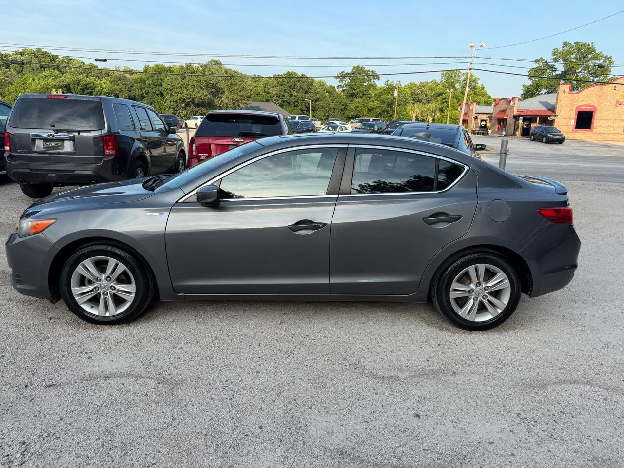 Acura ILX CVT Hybrid w/ Technology Package 2014