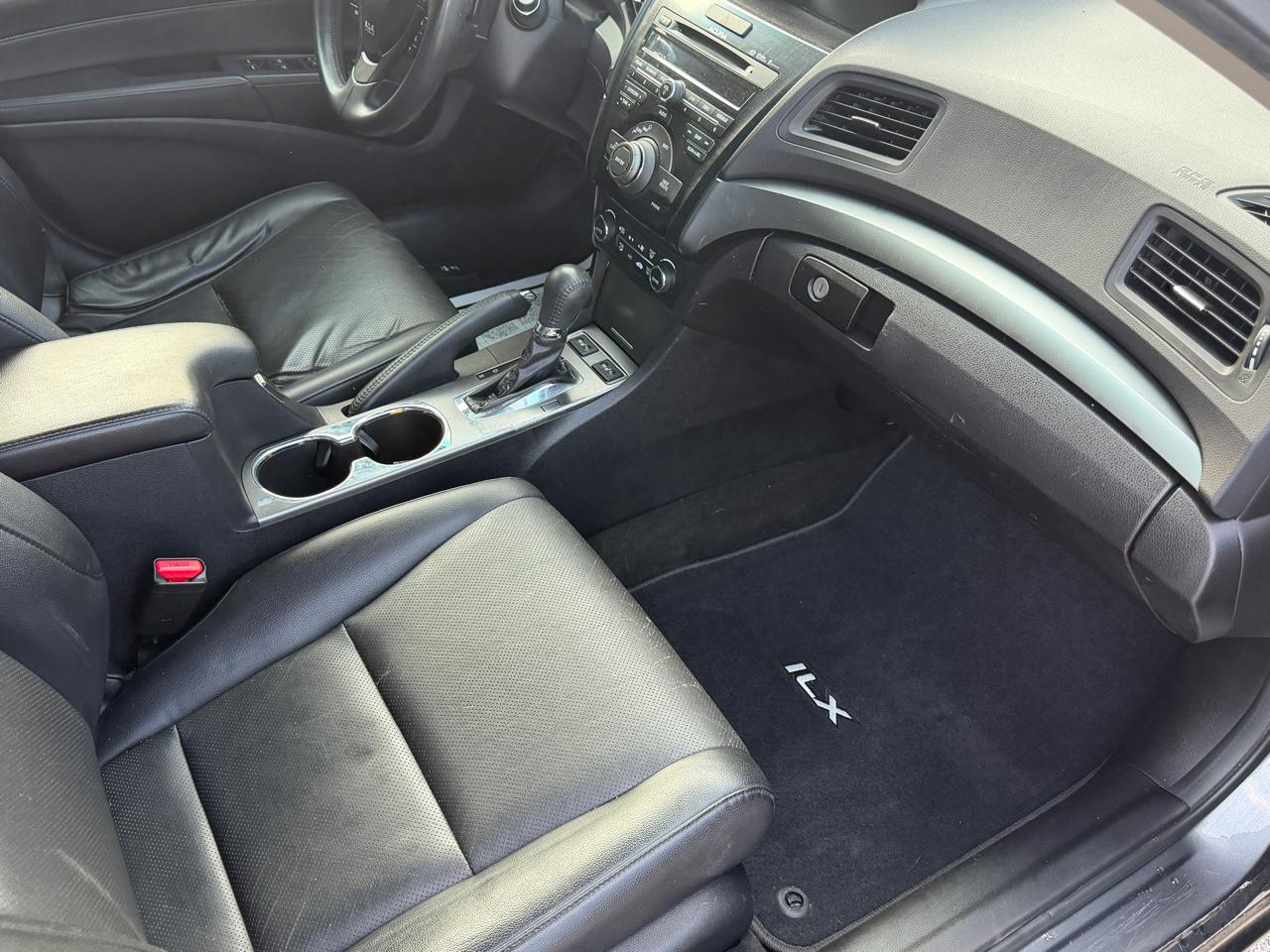 Acura ILX CVT Hybrid w/ Technology Package 2014