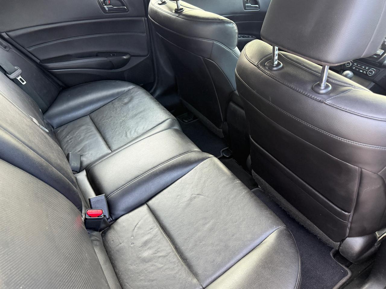 Acura ILX CVT Hybrid w/ Technology Package 2014