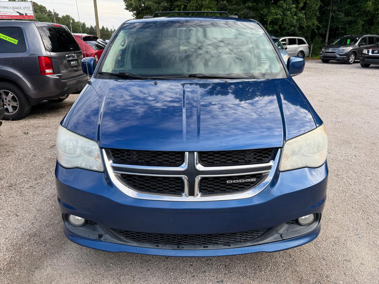 Dodge Grand Caravan Crew 2011