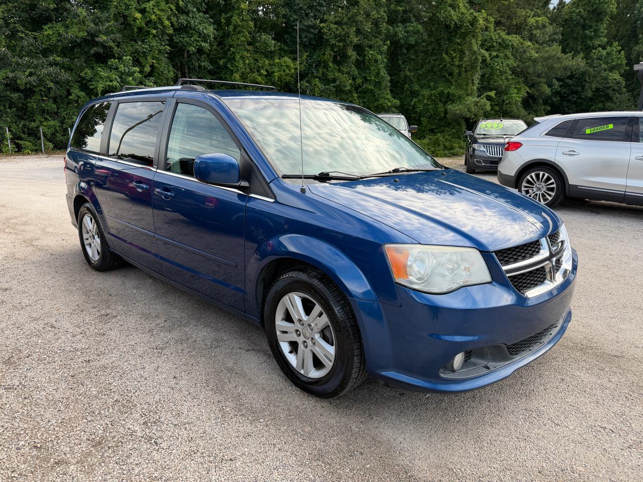 Dodge Grand Caravan Crew 2011