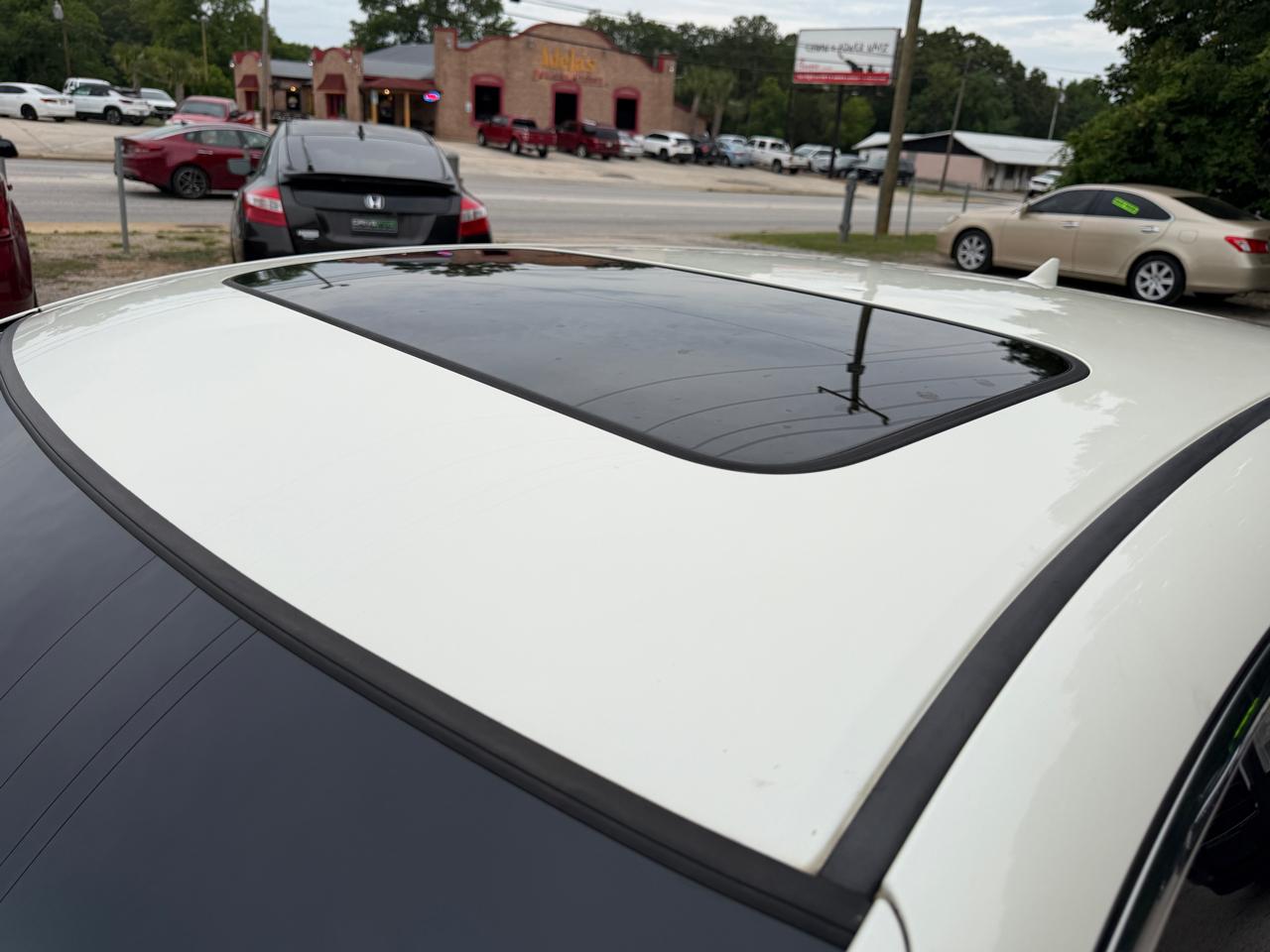 Acura TSX 5-Speed AT with Tech Package 2011
