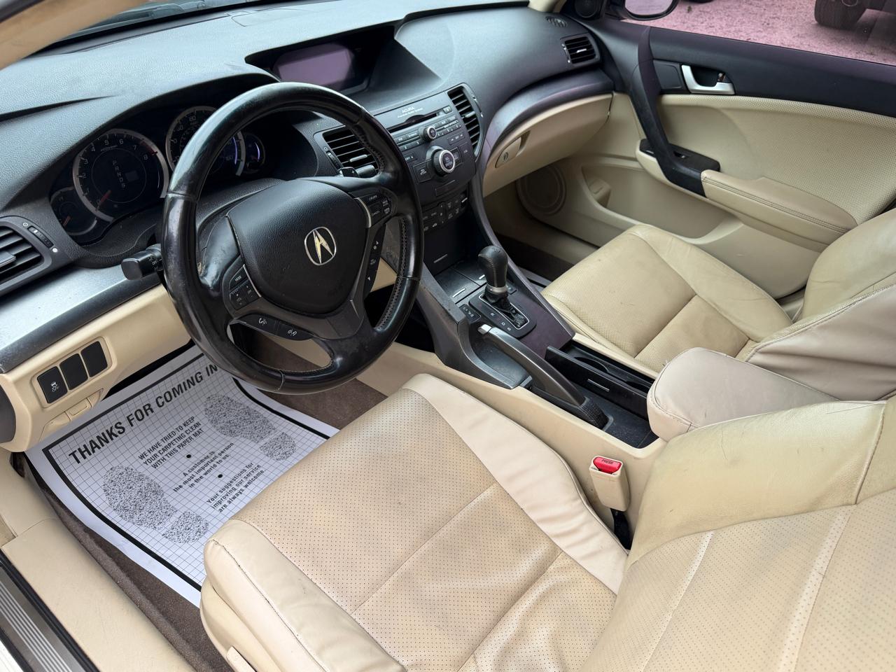 Acura TSX 5-Speed AT with Tech Package 2011