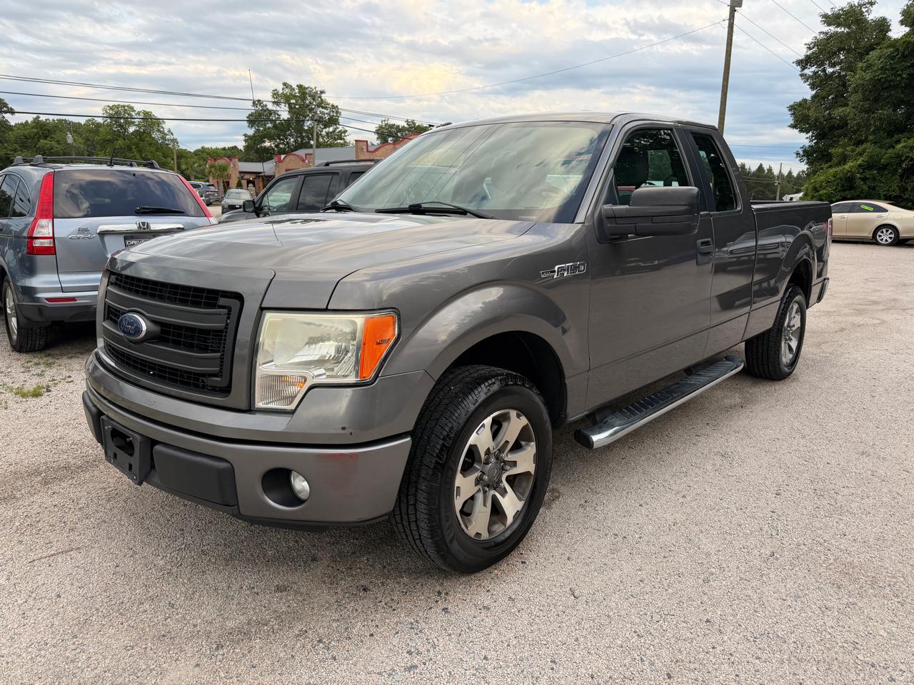 2013 Ford F-150 2WD SuperCab 145" STX