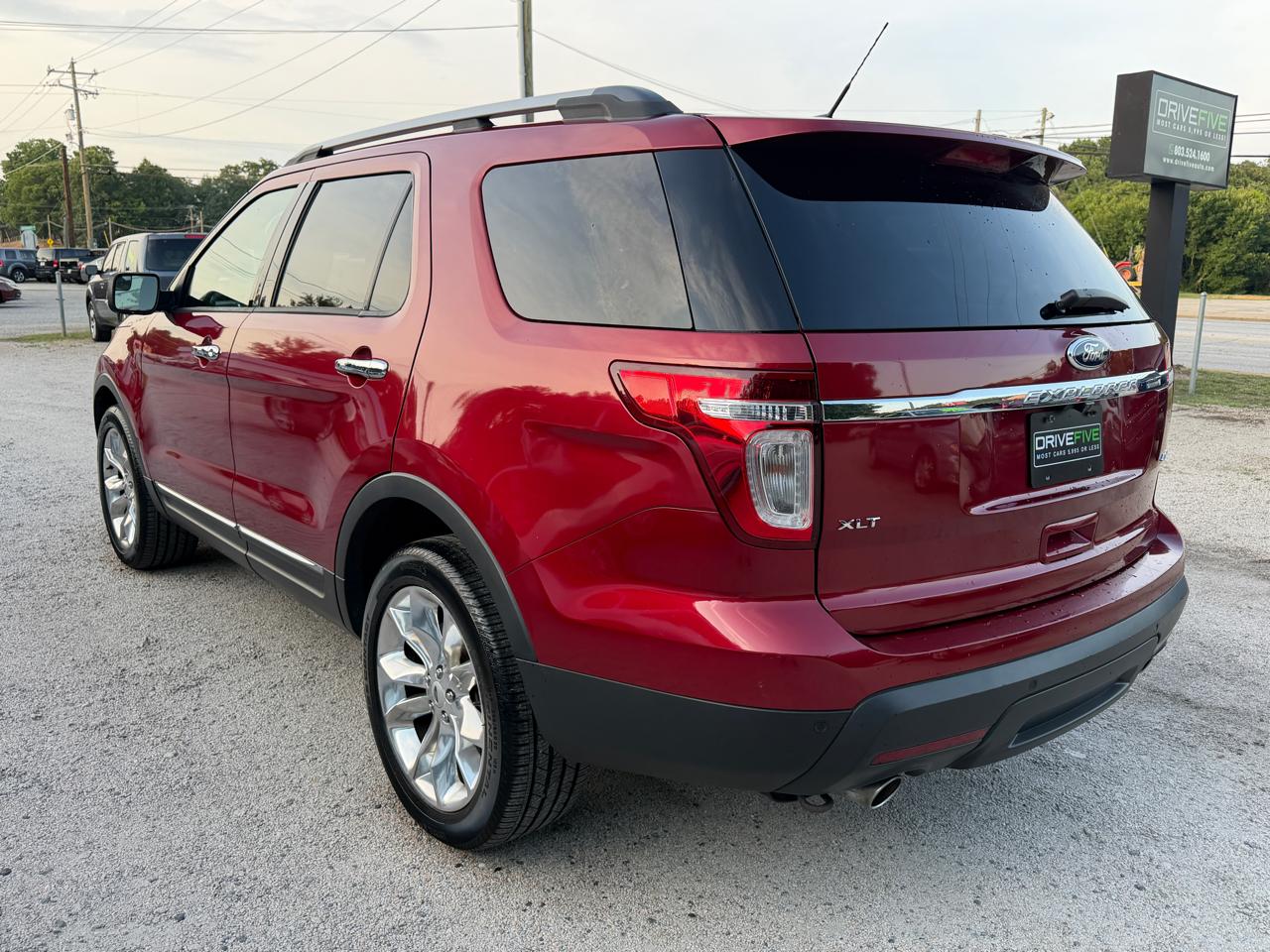 Ford Explorer 4dr 114" WB 4.6L XLT AWD 2015