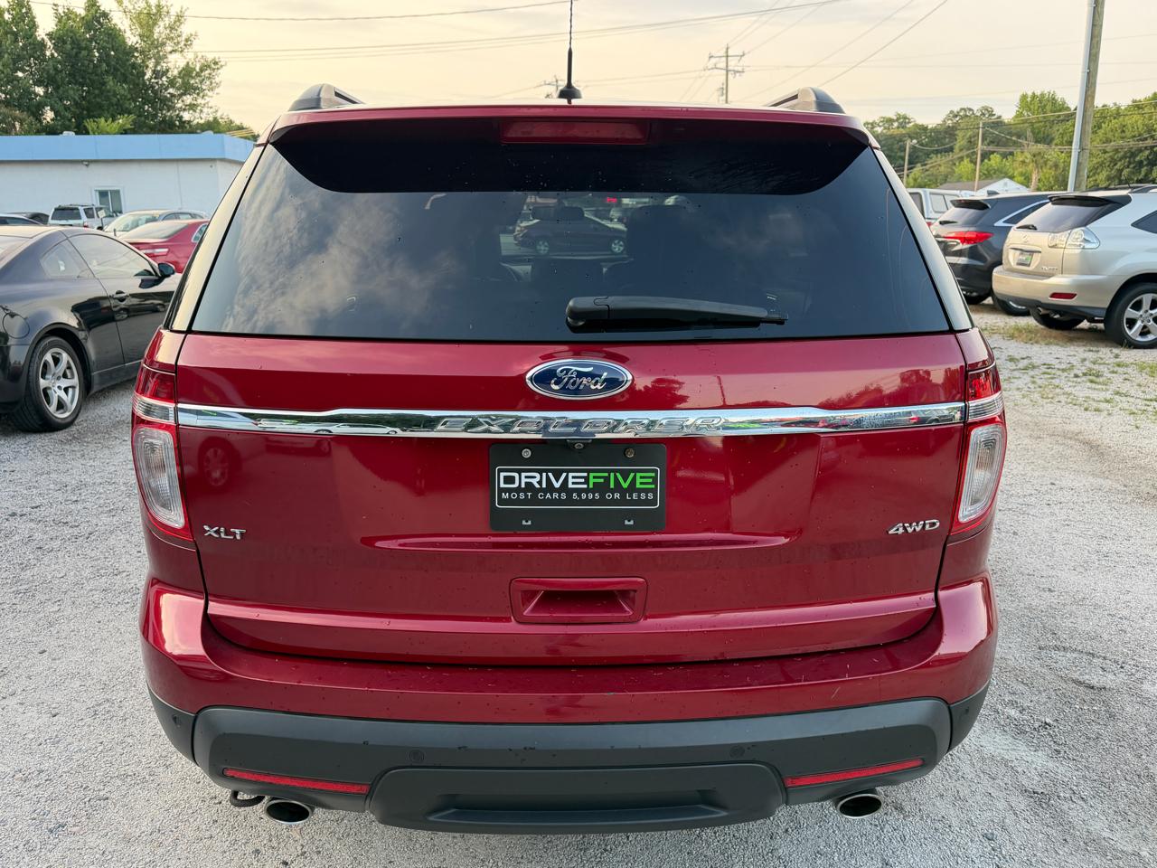 Ford Explorer 4dr 114" WB 4.6L XLT AWD 2015