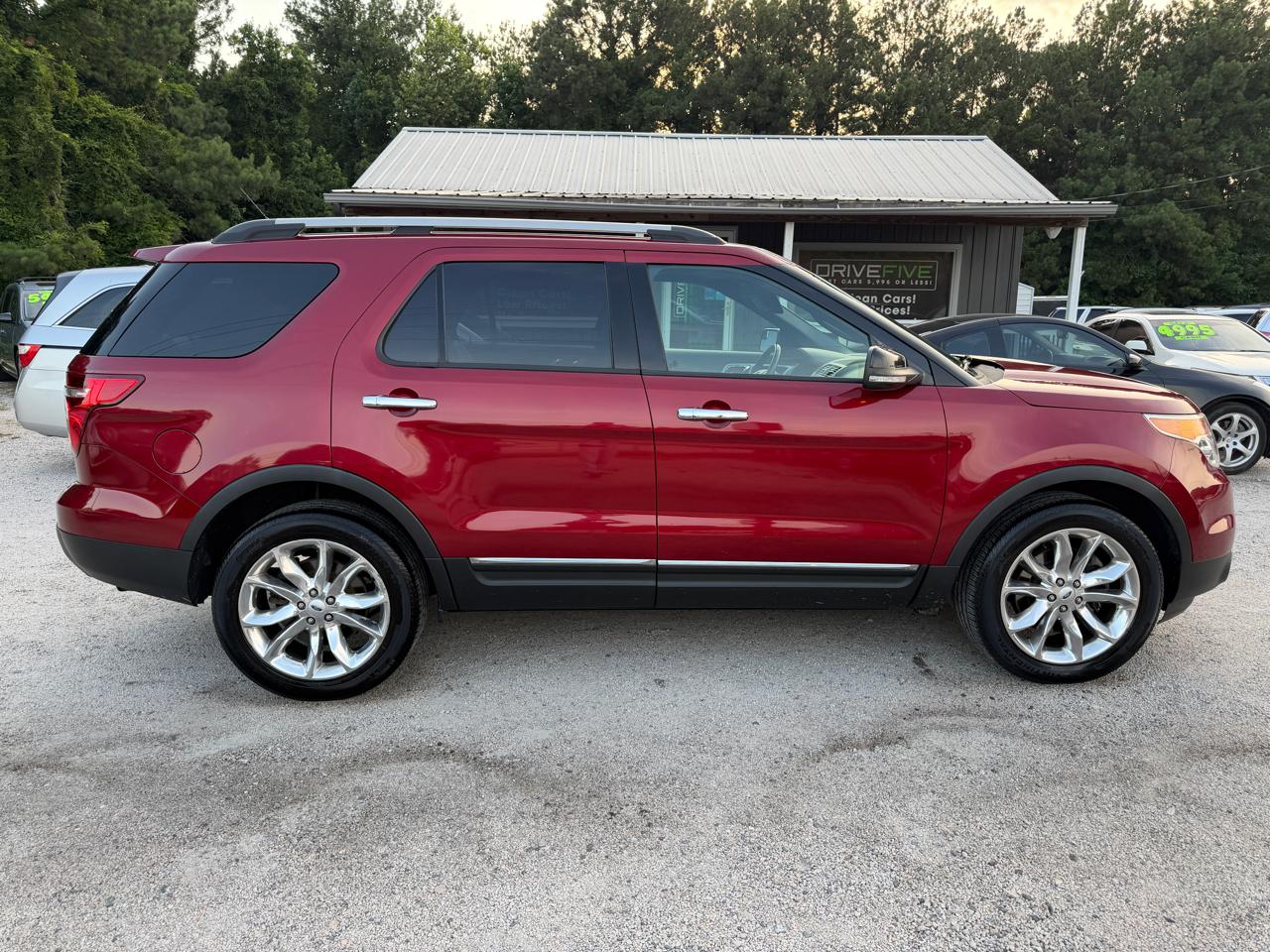 Ford Explorer 4dr 114" WB 4.6L XLT AWD 2015